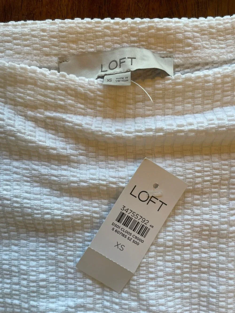 LOFT NWT White Textured Tie-Front Puff Sleeve Top Size XS Crop Blouse